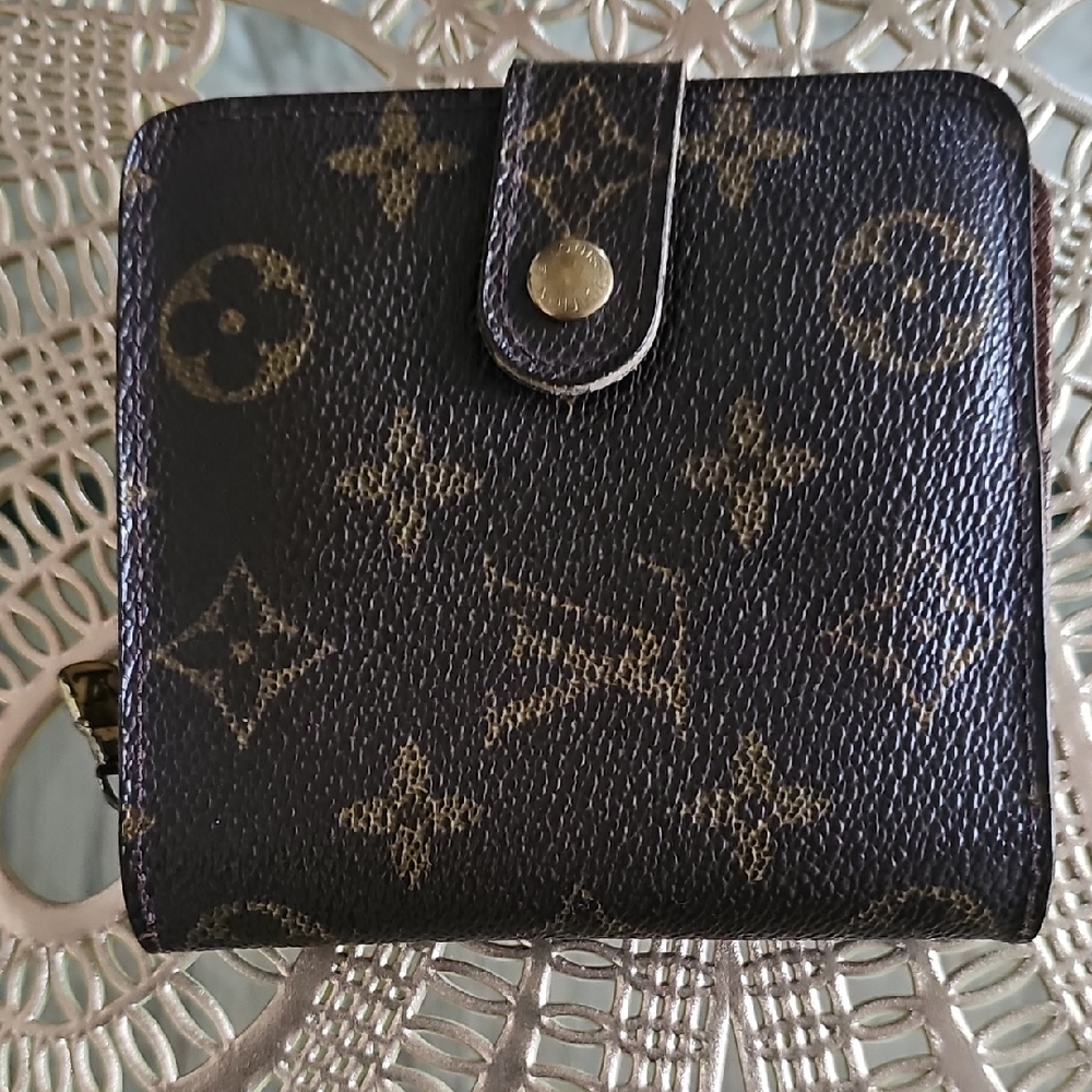 Louis Vuitton Brown Monogram Canvas Card & Key Holder